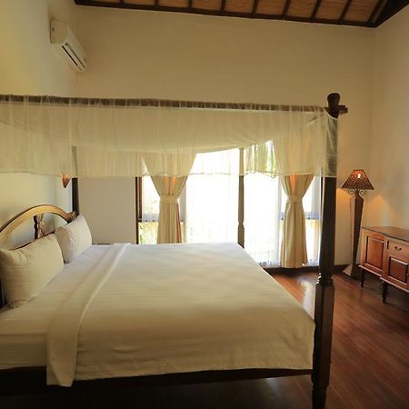 Putri Bali Villa Seminyak  Ngoại thất bức ảnh