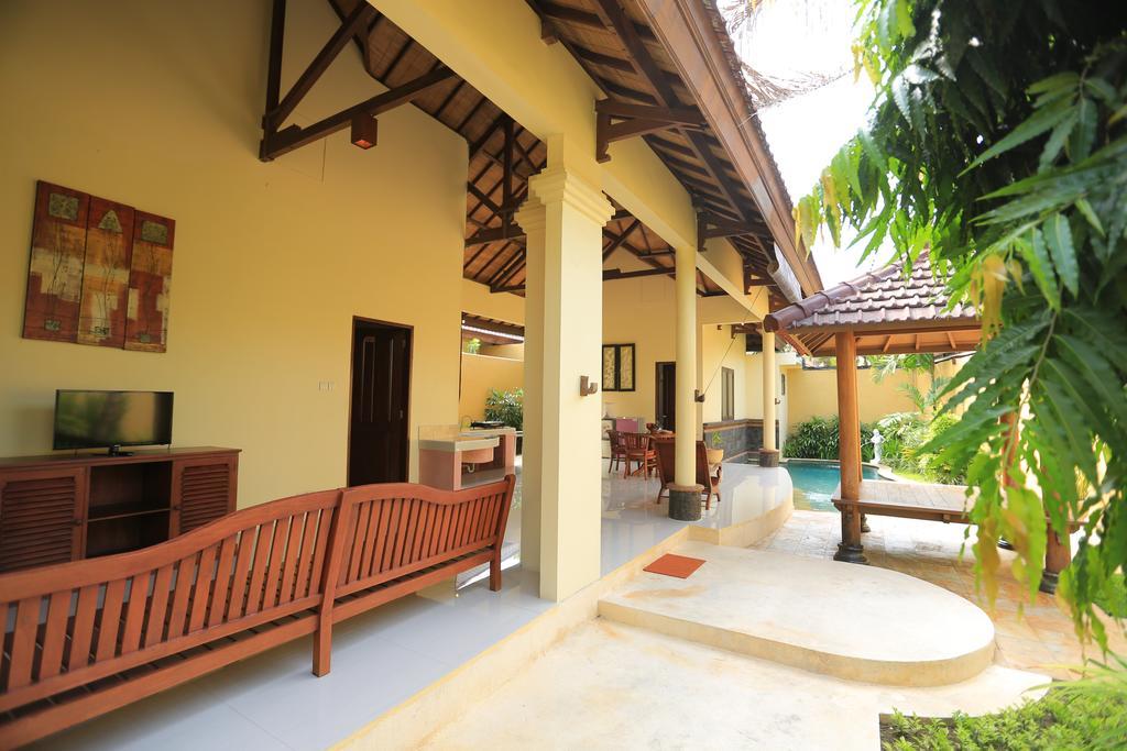 Putri Bali Villa Seminyak  Ngoại thất bức ảnh